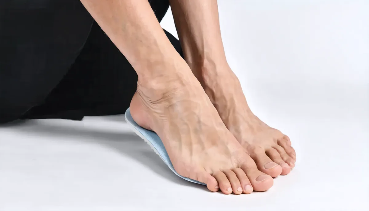 découvrez les effets secondaires des semelles orthopédiques, comment les reconnaître et les prévenir pour un confort optimal au quotidien.